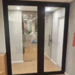 Esquadria de Alumínio Black com Vidro Temperado Acústico Imperial Vidros
