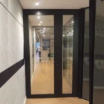 Porta em Esquadria de Aluminio Preto Acústico com Vidro Temperado Imperial Vidros