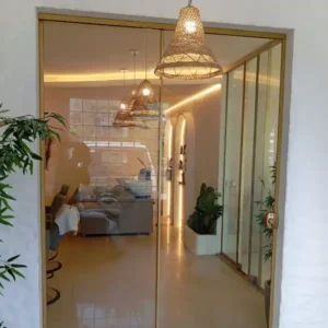 Slide Door Porta de Correr de Vidro Temperado Blindex e Esquadria de Alumínio Premium